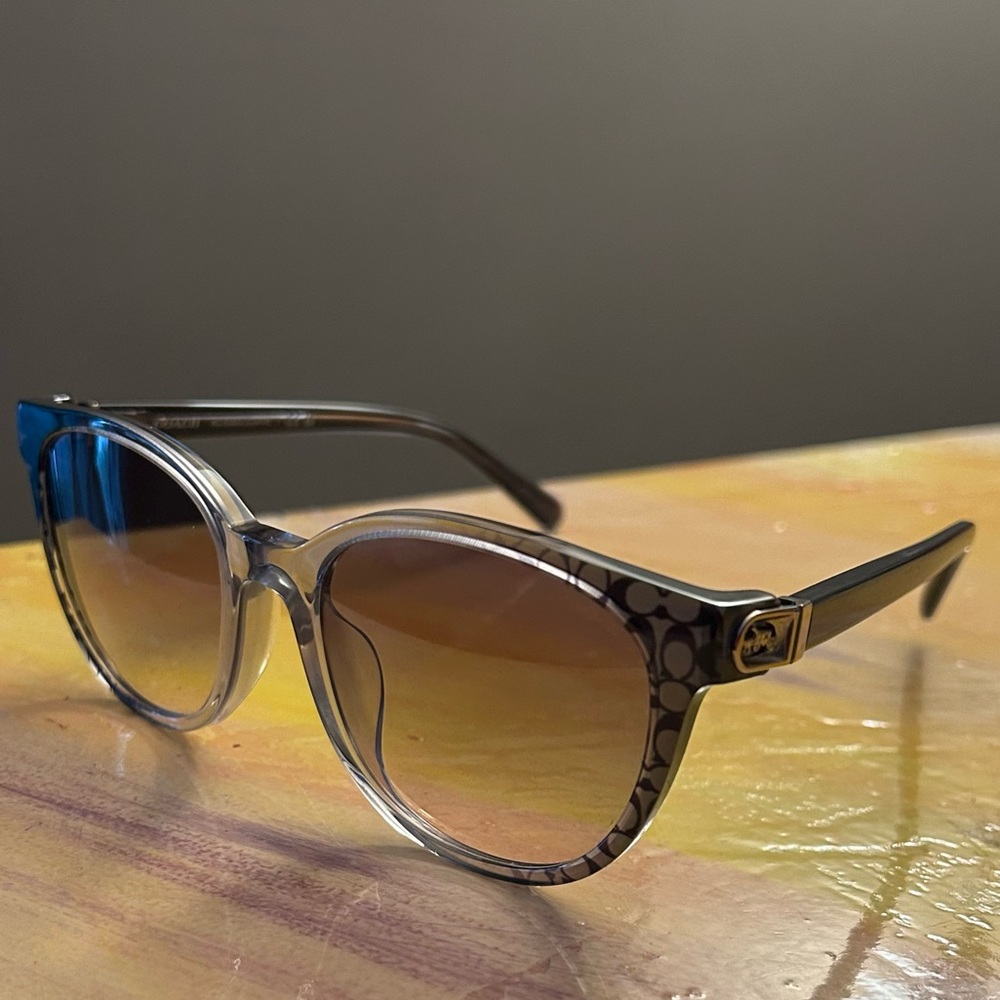 Coach 54mm Gradient Round Sunglasses - Picture 6 of 11